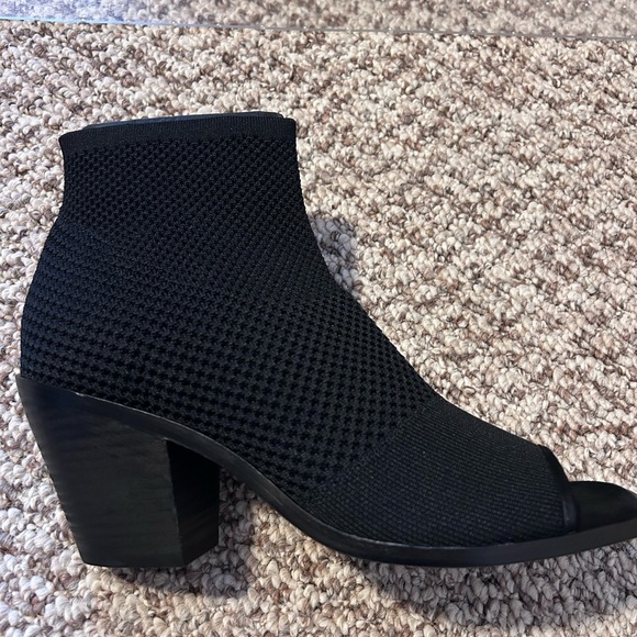 Croft Stretch Knit Open-Toe Bootie 9M Eileen Fisher - Picture 3 of 4
